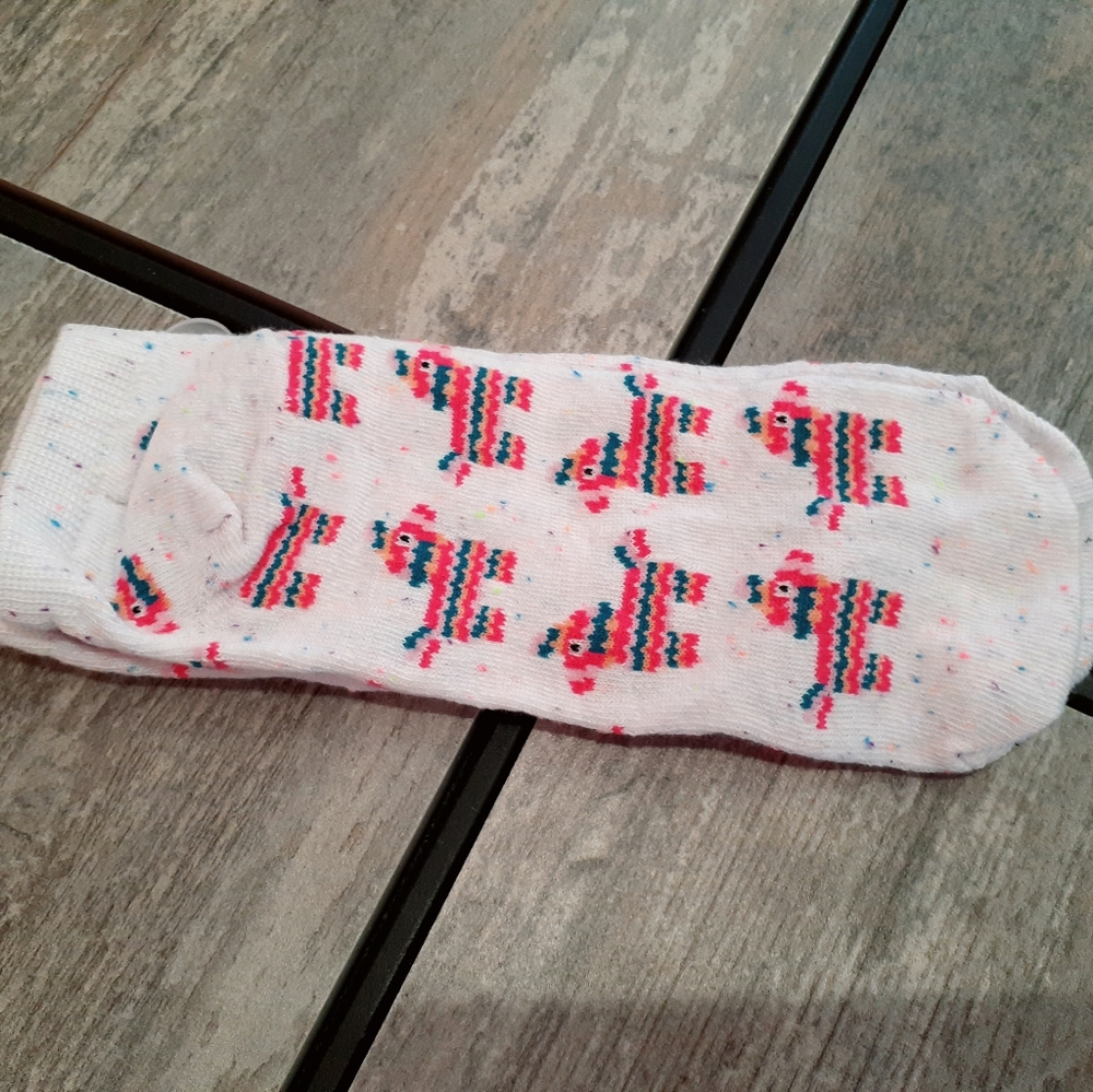 Socks - Picture 6 of 10